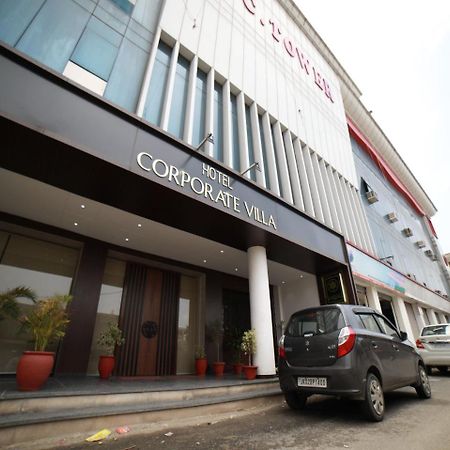 Oyo 15561 Corporate Villa Jammu Dış mekan fotoğraf