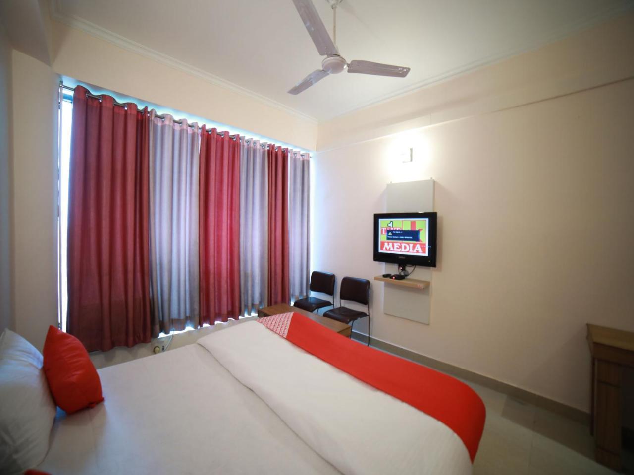 Oyo 15561 Corporate Villa Jammu Dış mekan fotoğraf